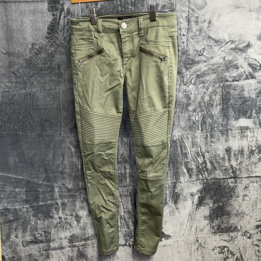 Tinsel women's green stretchy tapered jeans size 25 front and back pockets 078